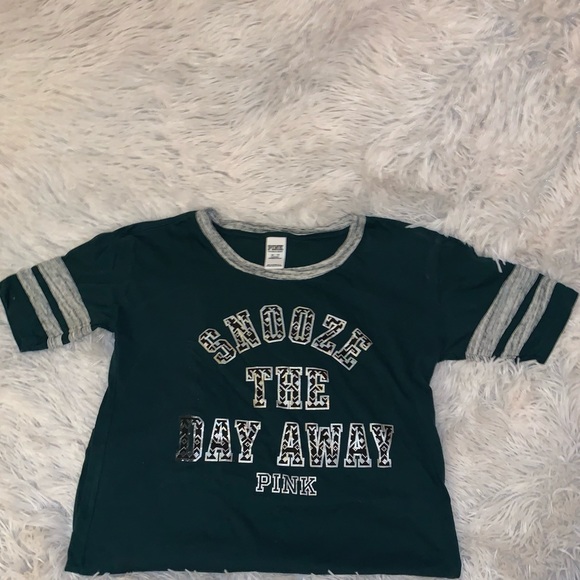 PINK T-Shirt - Picture 1 of 2